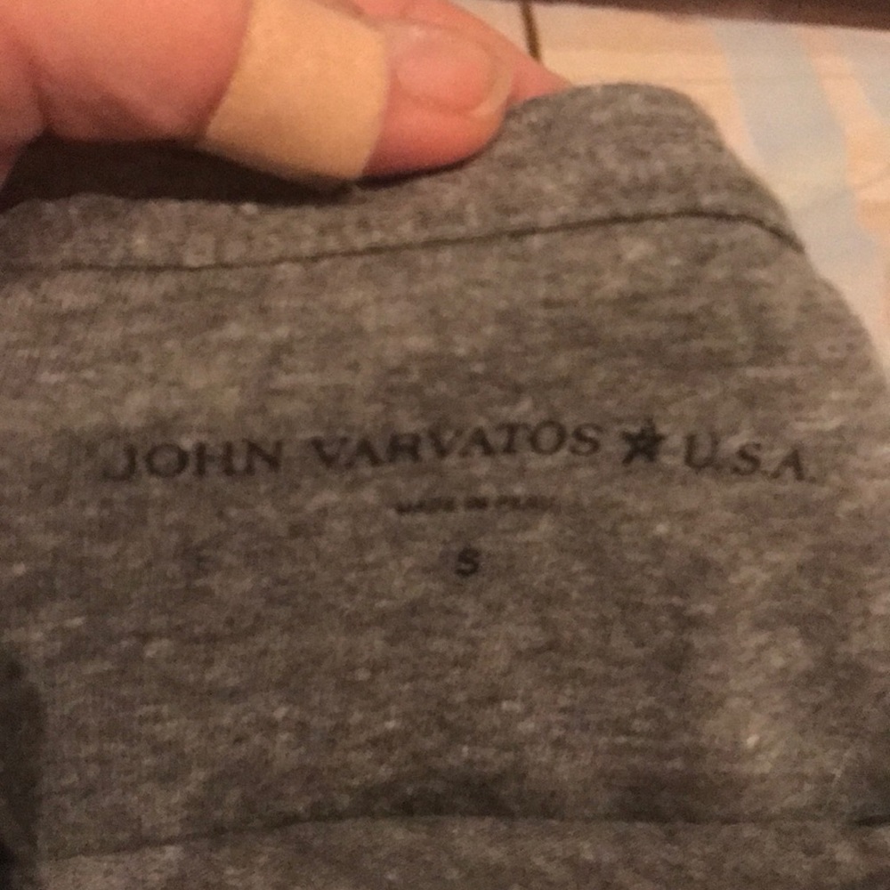 Brand new Varvatos t-shirt NWOT - Picture 4 of 5